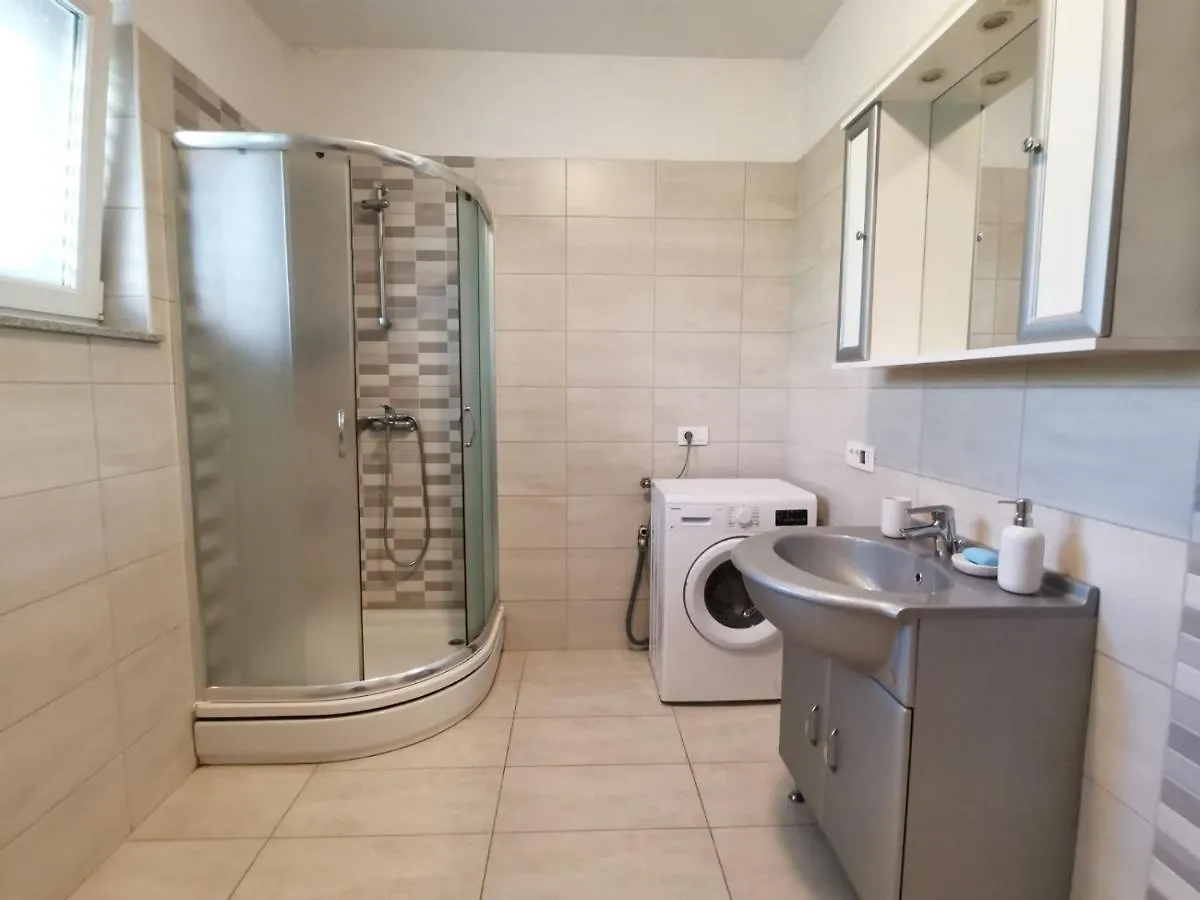Leun Apartmani Kostrena Apartment